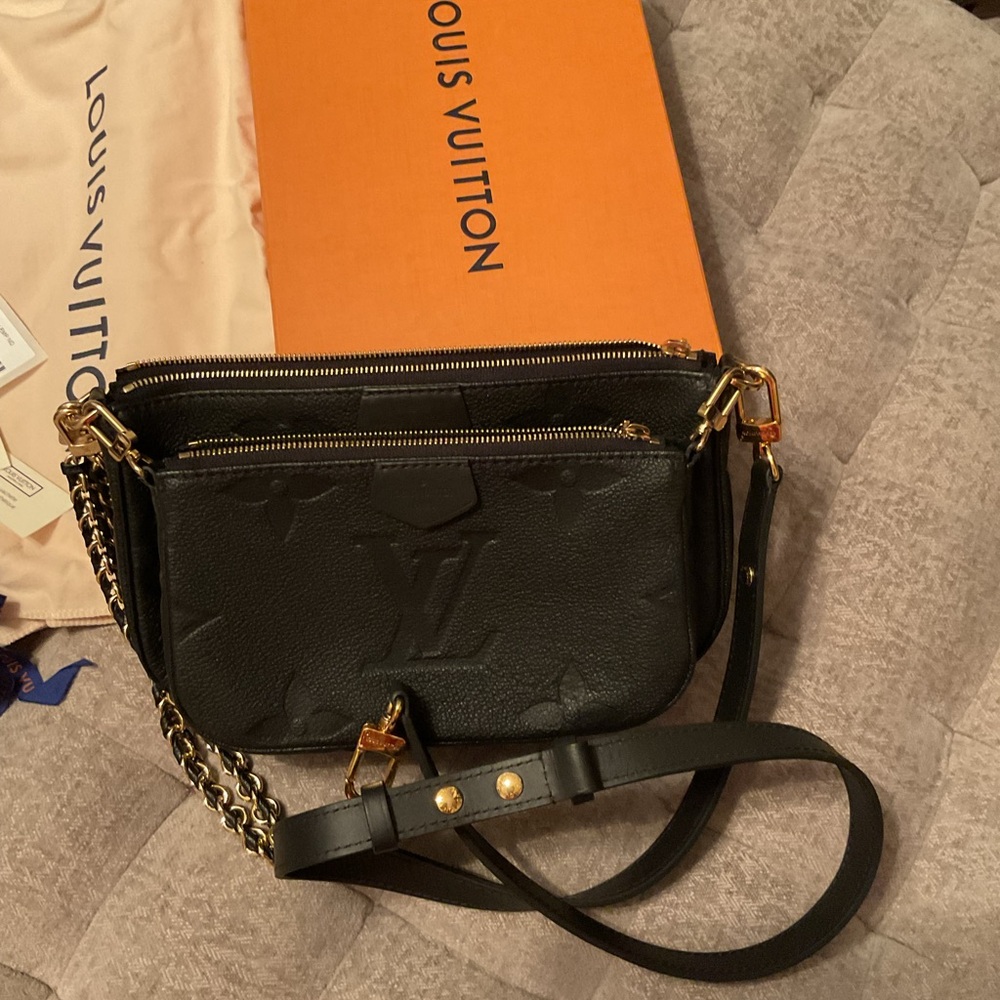 Louis Vuitton Pouchette - Picture 9 of 16